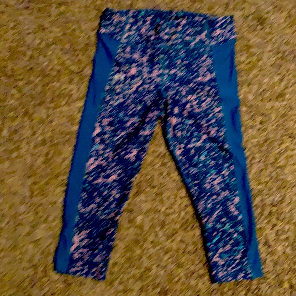 Ladies Under Armour leggings